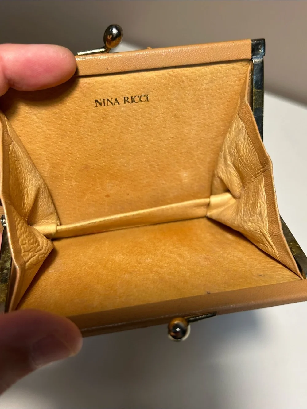 Vintage Nina Ricci Kiss Lock Coin Pouch Purse Giraffe print